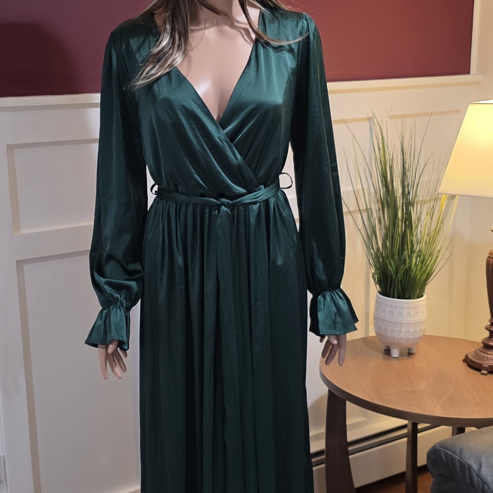 Elegant Green Wrap Dress